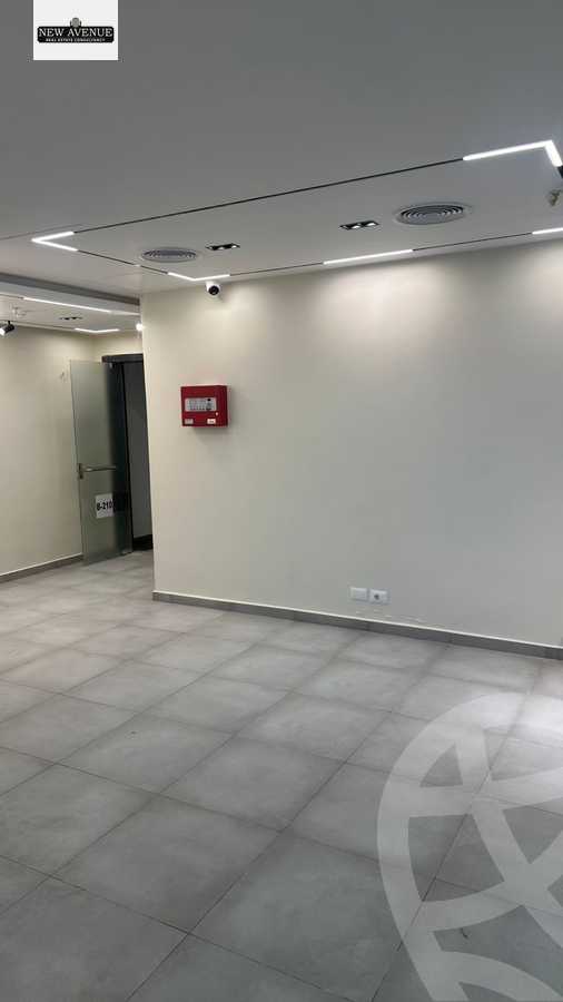 https://aqarmap.com.eg/en/listing/6256352-for-rent-cairo-new-cairo-compounds-hyde-park-centre-ville-hyde-park