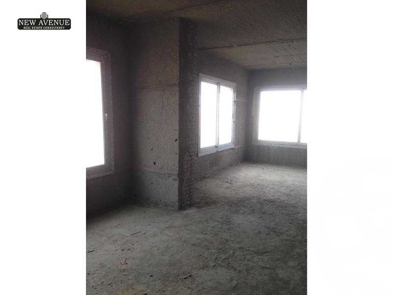 https://aqarmap.com.eg/ar/listing/6257988-for-sale-cairo-new-cairo-compounds-kmbwnd-fyldj-jyt-blm-hylz
