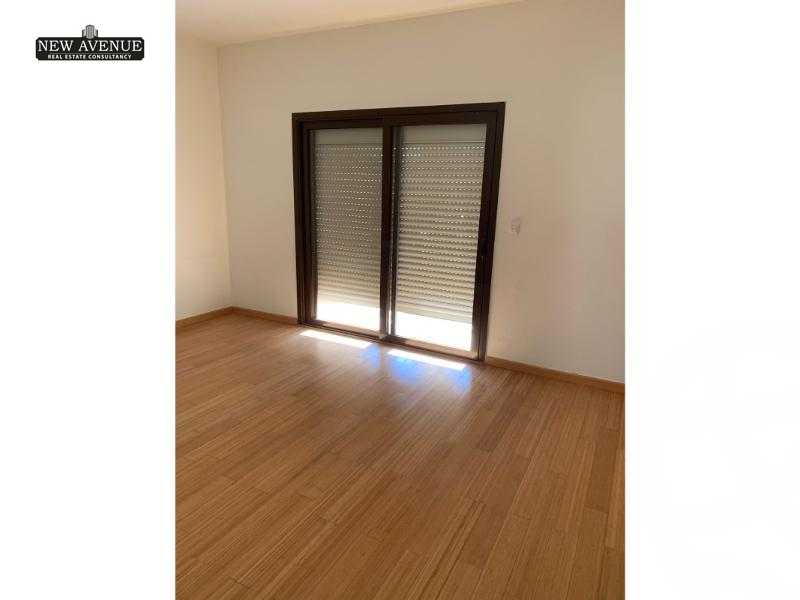 https://aqarmap.com.eg/ar/listing/6258687-for-rent-cairo-new-cairo-compounds-mivida-boulevard-mivida