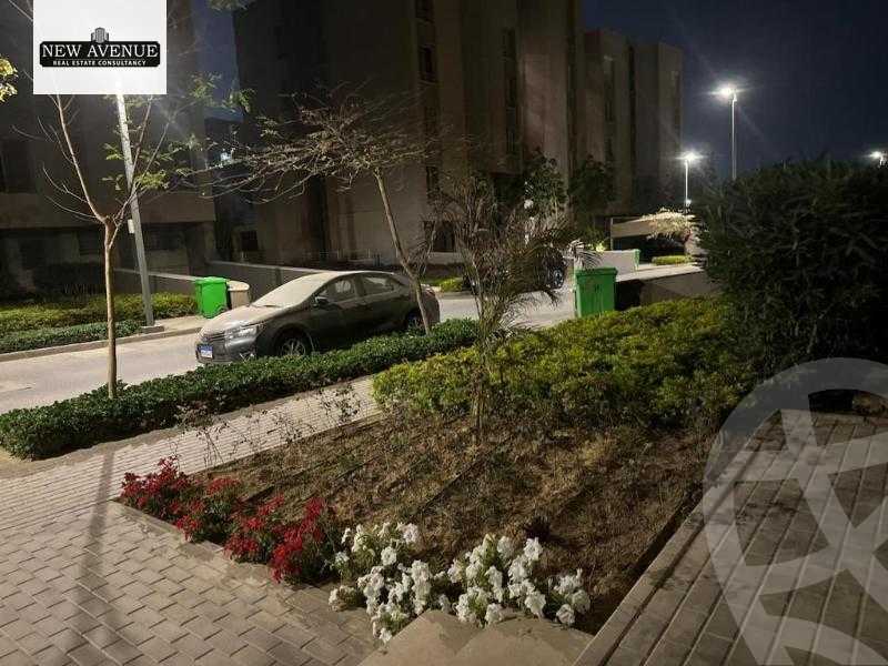 https://aqarmap.com.eg/en/listing/6259765-for-sale-cairo-new-cairo-compounds-kmbwnd-dh-fyldj-blm-hylz