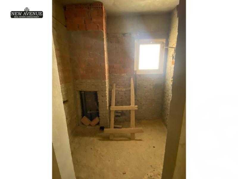 https://aqarmap.com.eg/ar/listing/6260435-for-sale-cairo-new-cairo-lmstqbl-syty-compounds-green-square