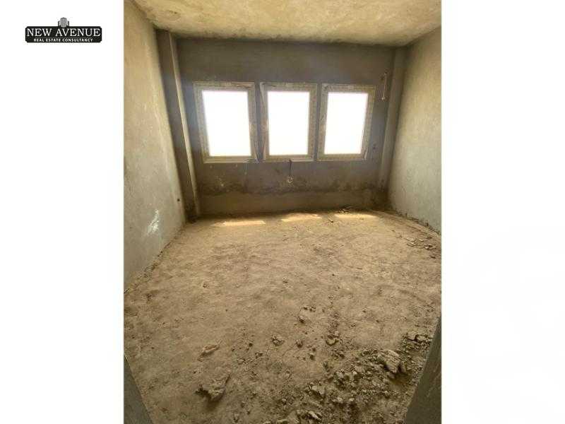 https://aqarmap.com.eg/ar/listing/6260435-for-sale-cairo-new-cairo-lmstqbl-syty-compounds-green-square