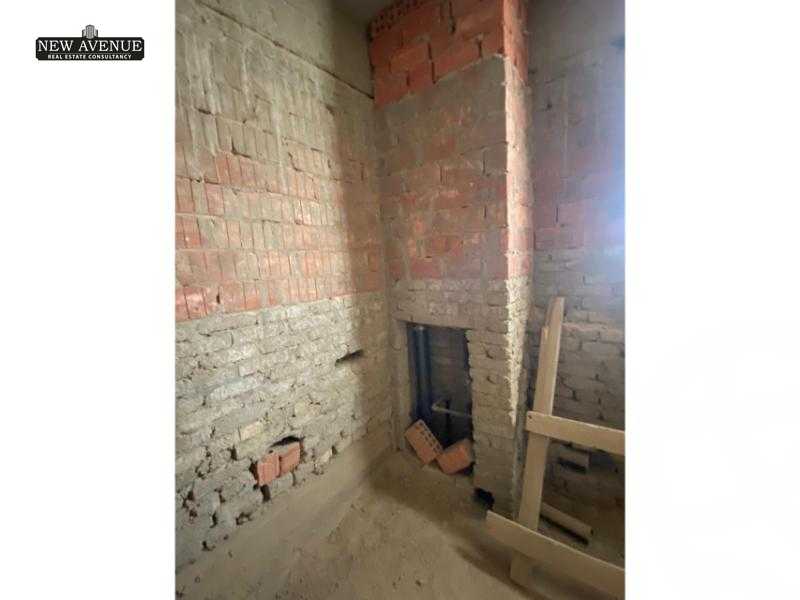 https://aqarmap.com.eg/ar/listing/6260435-for-sale-cairo-new-cairo-lmstqbl-syty-compounds-green-square