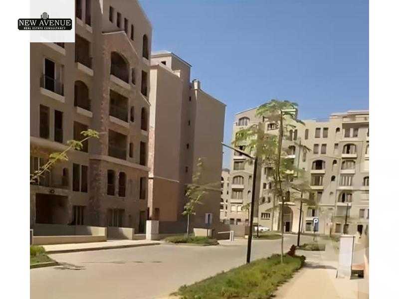 https://aqarmap.com.eg/en/listing/6260509-for-sale-cairo-new-cairo-lmstqbl-syty-compounds-green-square