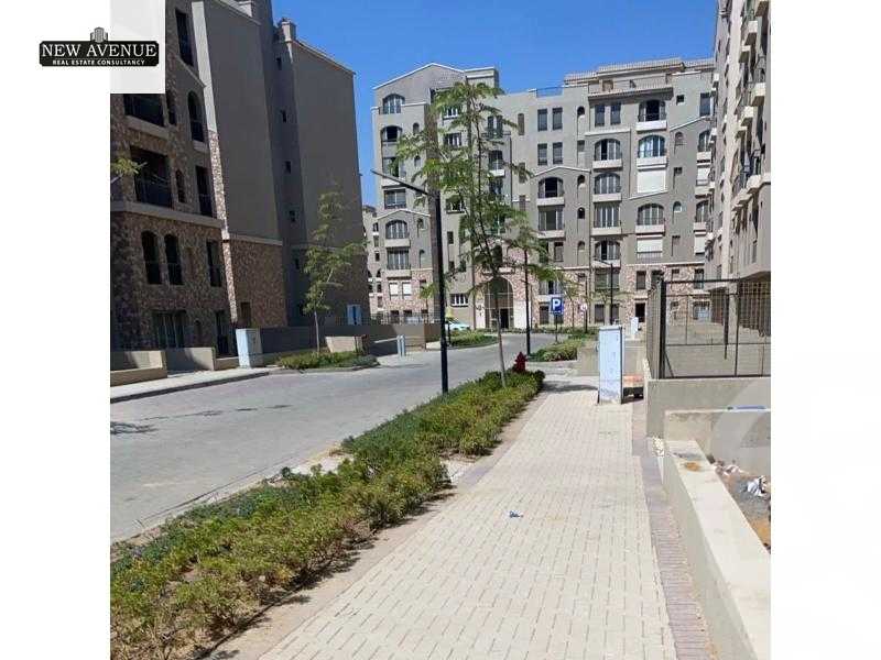 https://aqarmap.com.eg/en/listing/6260509-for-sale-cairo-new-cairo-lmstqbl-syty-compounds-green-square