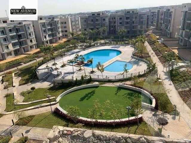 https://aqarmap.com.eg/ar/listing/6268191-for-sale-cairo-new-cairo-compounds-moon-valley-2