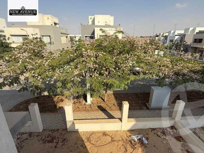 https://aqarmap.com.eg/en/listing/6269016-for-sale-cairo-new-cairo-compounds-hyde-park-park-corner-hyde-park