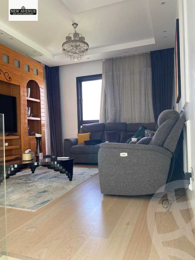 https://aqarmap.com.eg/ar/listing/6272823-for-sale-cairo-el-shorouk-compounds-al-burouj-compound-imkan