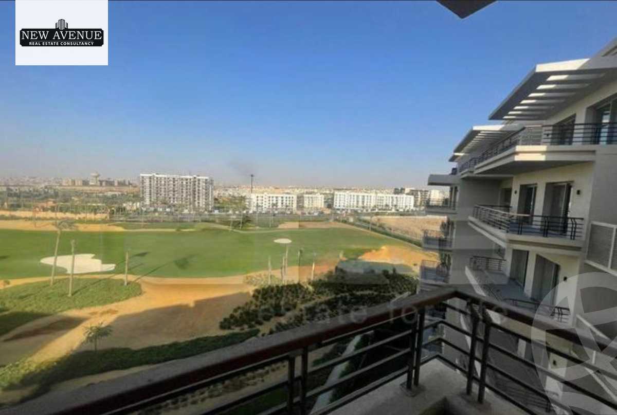 https://aqarmap.com.eg/ar/listing/6275287-for-sale-cairo-mokattam-compounds-uptown-cairo-golf-vistas-uptown-cairo