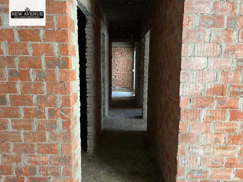 https://aqarmap.com.eg/ar/listing/6279598-for-sale-cairo-new-cairo-compounds-brwmynd-ryzydns-wdy-djl-llttwyr