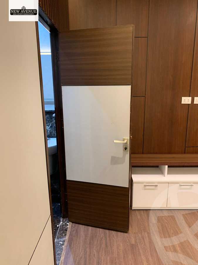https://aqarmap.com.eg/ar/listing/6279744-for-rent-cairo-new-cairo-compounds-mivida-mivida-business-park-emaar