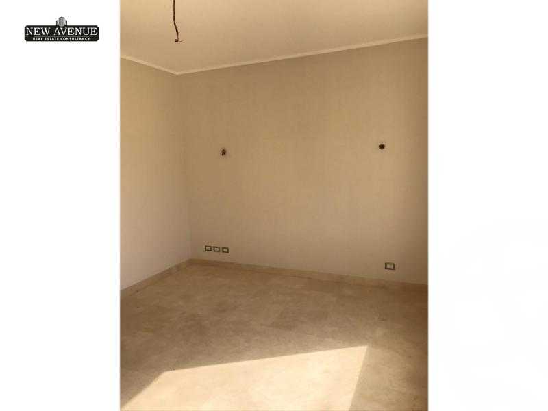 https://aqarmap.com.eg/ar/listing/6280099-for-sale-cairo-new-cairo-compounds-kmbwnd-fyldj-jyt-blm-hylz