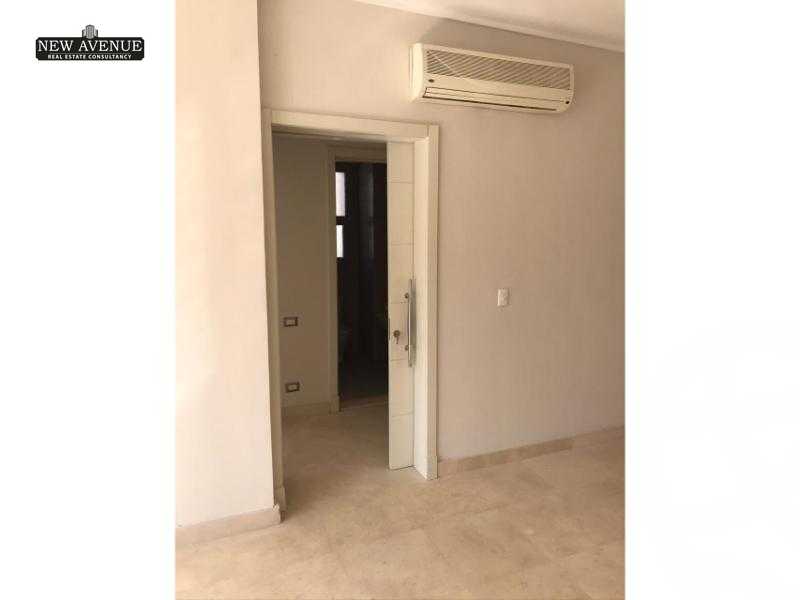https://aqarmap.com.eg/ar/listing/6280099-for-sale-cairo-new-cairo-compounds-kmbwnd-fyldj-jyt-blm-hylz