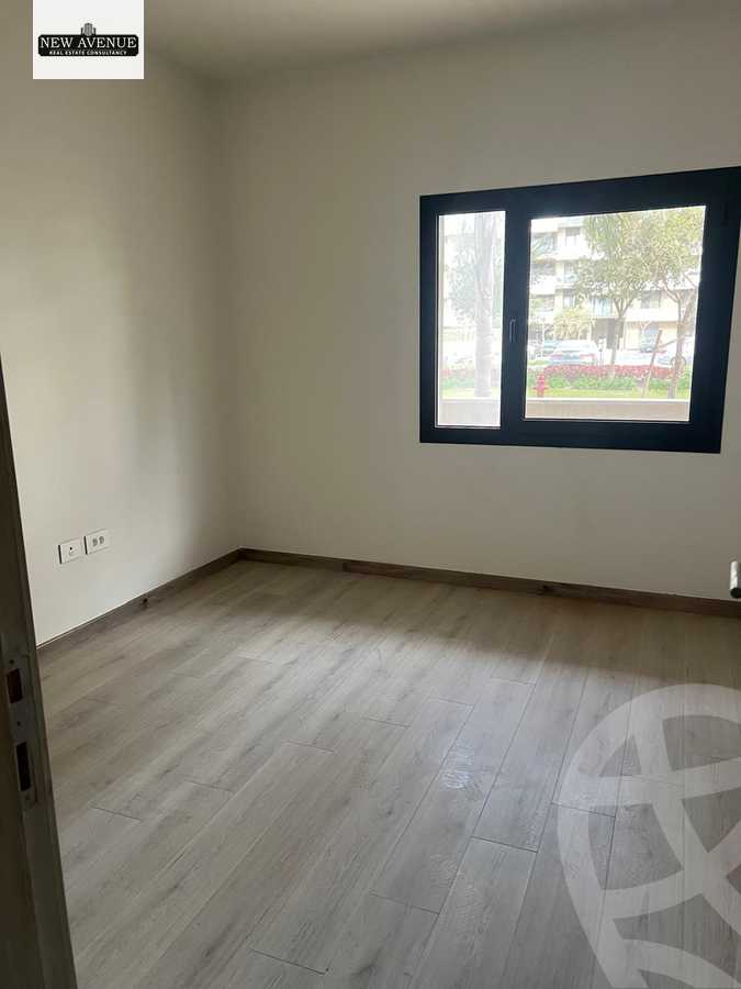 https://aqarmap.com.eg/en/listing/6283811-for-sale-cairo-el-shorouk-compounds-al-burouj-compound-imkan