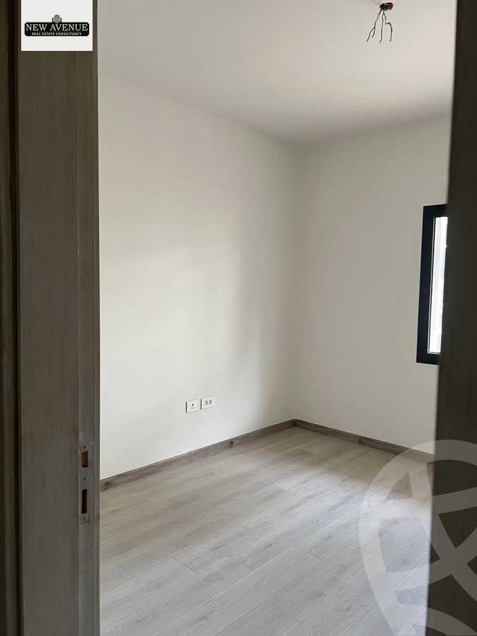 https://aqarmap.com.eg/en/listing/6283811-for-sale-cairo-el-shorouk-compounds-al-burouj-compound-imkan