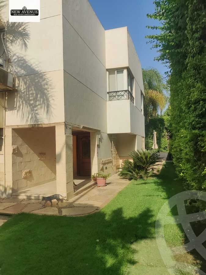 https://aqarmap.com.eg/en/listing/6284625-for-sale-cairo-new-cairo-lrhb-city-phase-1-ahmed-rami-st