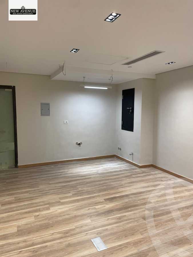 https://aqarmap.com.eg/en/listing/6285344-for-sale-cairo-new-cairo-compounds-hyde-park-centre-ville-hyde-park