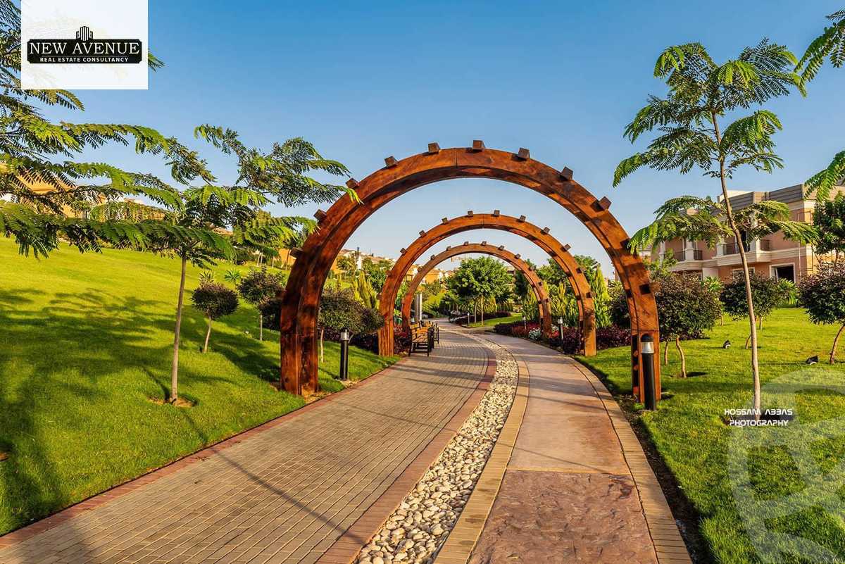 https://aqarmap.com.eg/ar/listing/6286067-for-sale-cairo-new-cairo-compounds-layan-residence-manazel