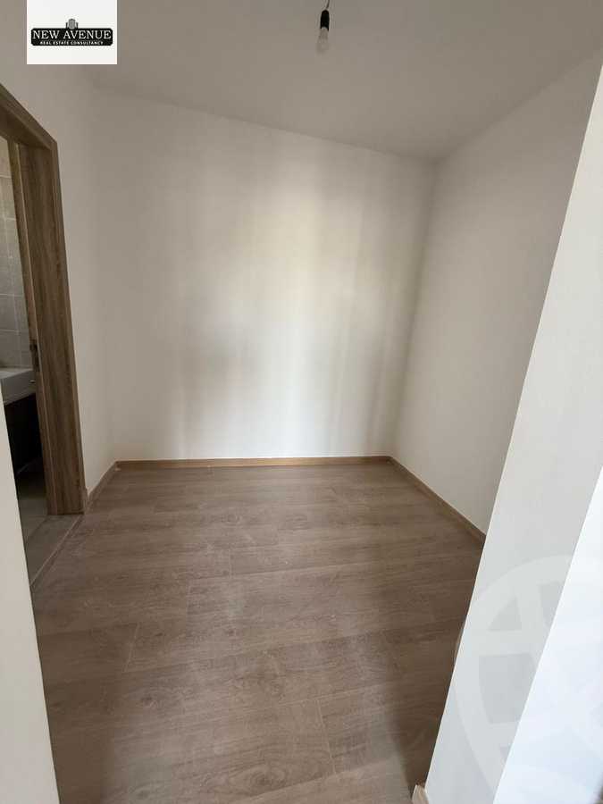 https://aqarmap.com.eg/en/listing/6286157-for-sale-cairo-new-cairo-compounds-fifth-square