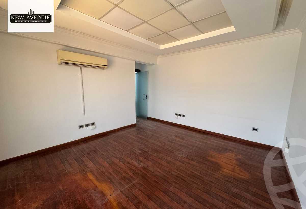 https://aqarmap.com.eg/ar/listing/6286250-for-sale-cairo-new-administrative-capital-ldwn-twn-jnsys-byzns-kwmbkls-nyw-jyrsy