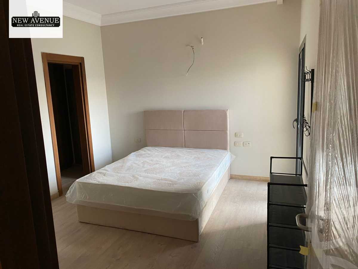 https://aqarmap.com.eg/en/listing/6286254-for-sale-cairo-new-cairo-compounds-el-patio-oro