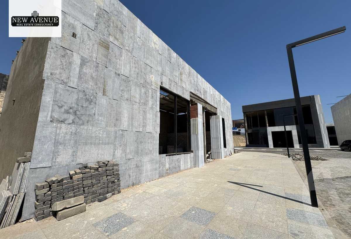 https://aqarmap.com.eg/ar/listing/6286267-for-rent-cairo-new-cairo-compounds-brymym-byzns-sntr-m-jy-llttwyr