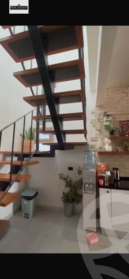 https://aqarmap.com.eg/en/listing/6287869-for-sale-cairo-new-cairo-compounds-galleria-moon-valley
