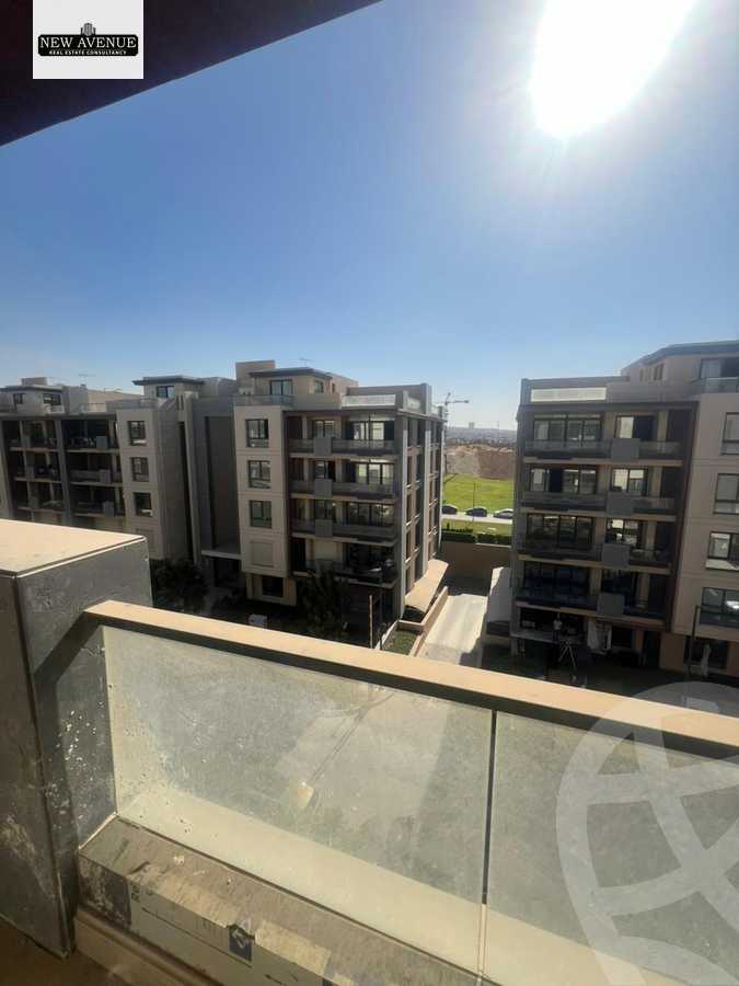 https://aqarmap.com.eg/en/listing/6300094-for-sale-cairo-new-cairo-compounds-azad