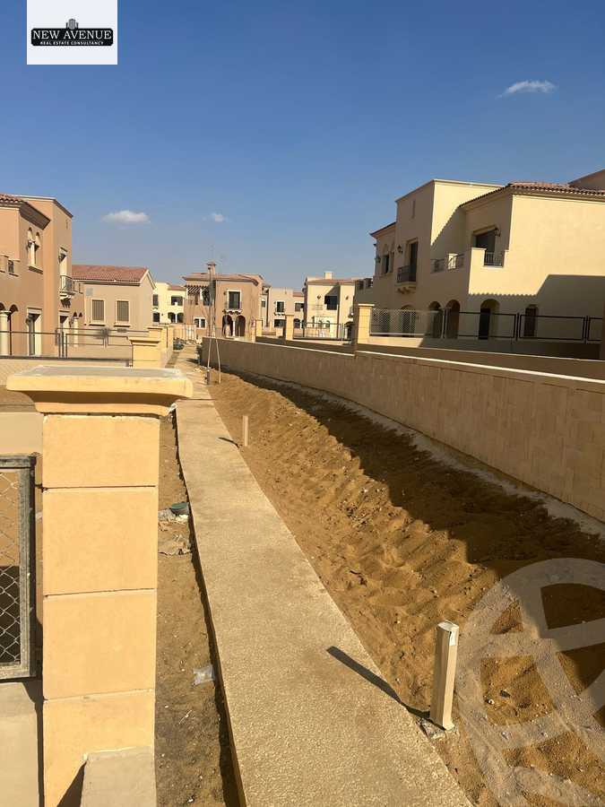 https://aqarmap.com.eg/en/listing/6300651-for-sale-cairo-new-cairo-compounds-city-gate-sapphire-city-gate