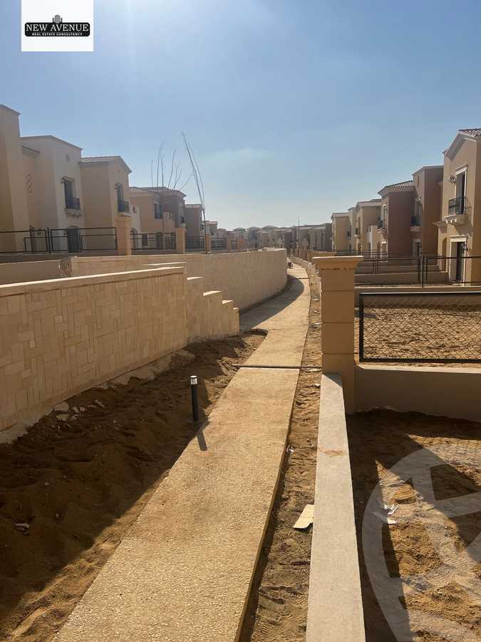 https://aqarmap.com.eg/en/listing/6300651-for-sale-cairo-new-cairo-compounds-city-gate-sapphire-city-gate
