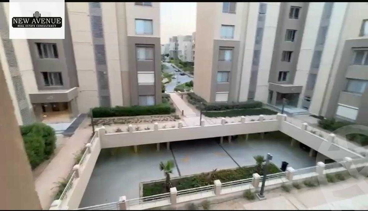 https://aqarmap.com.eg/ar/listing/6301349-for-sale-cairo-new-cairo-compounds-kmbwnd-fyldj-jyt-blm-hylz
