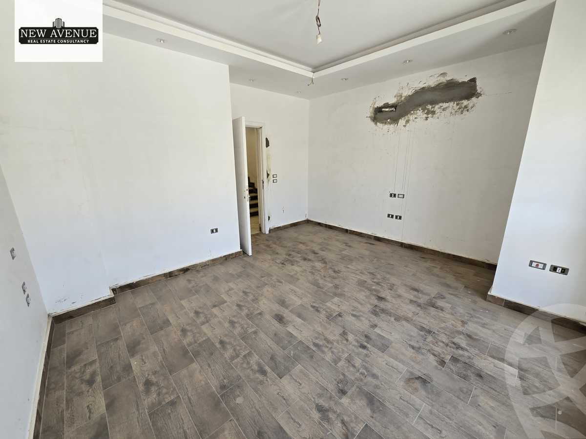 https://aqarmap.com.eg/en/listing/6301888-for-sale-cairo-new-cairo-lmstqbl-syty-compounds-green-square