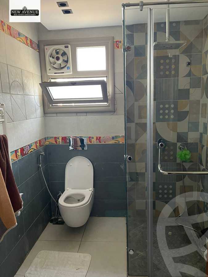 https://aqarmap.com.eg/en/listing/6301957-for-sale-cairo-new-cairo-compounds-moon-valley