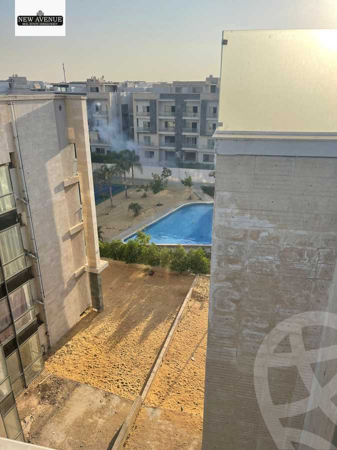 https://aqarmap.com.eg/en/listing/6301957-for-sale-cairo-new-cairo-compounds-moon-valley