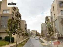 https://aqarmap.com.eg/ar/listing/6303541-for-sale-cairo-new-cairo-compounds-kmbwnd-fyldj-jyt-blm-hylz