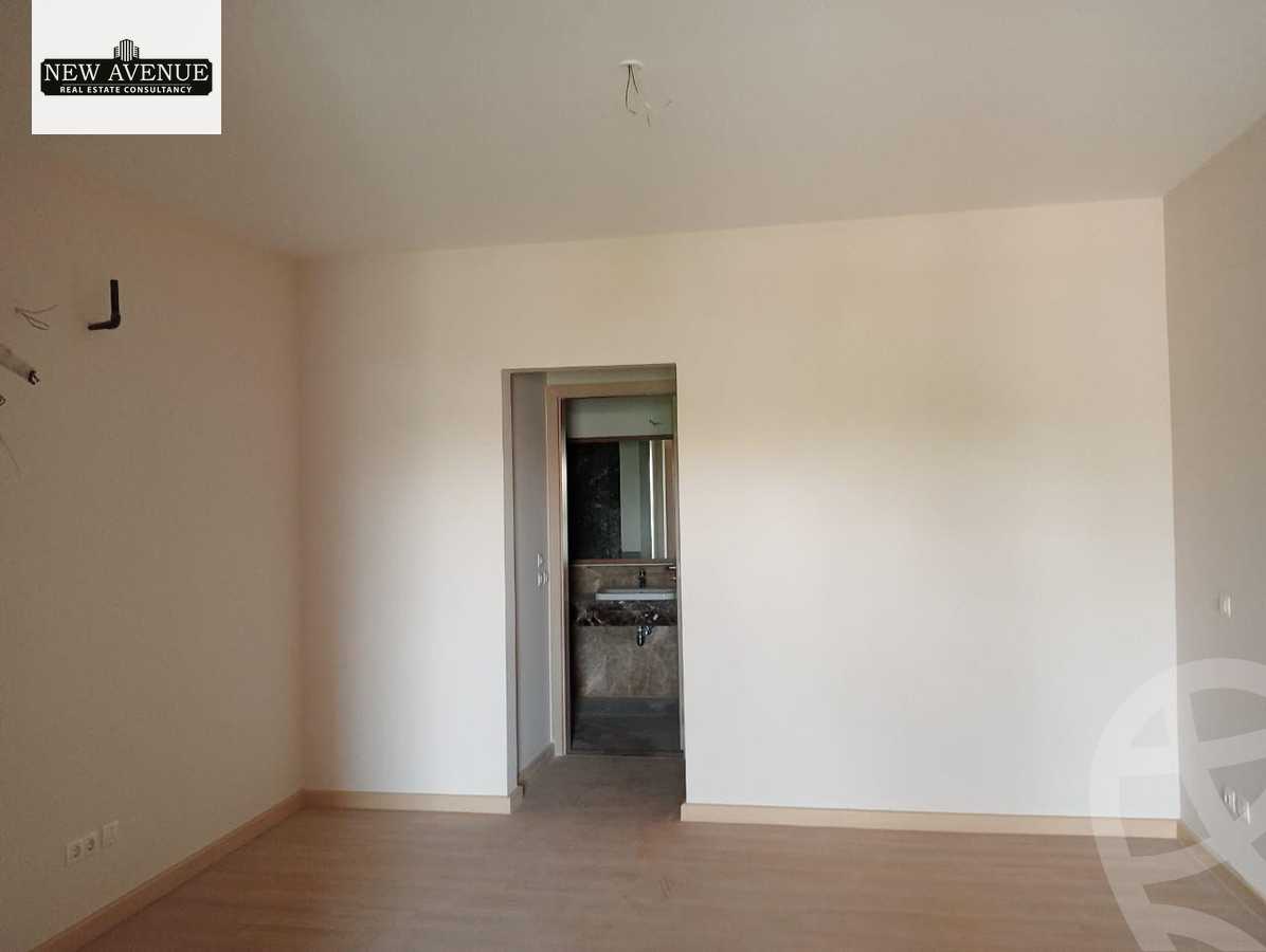 https://aqarmap.com.eg/ar/listing/6304221-for-sale-cairo-new-cairo-compounds-mivida-mivida-parcel