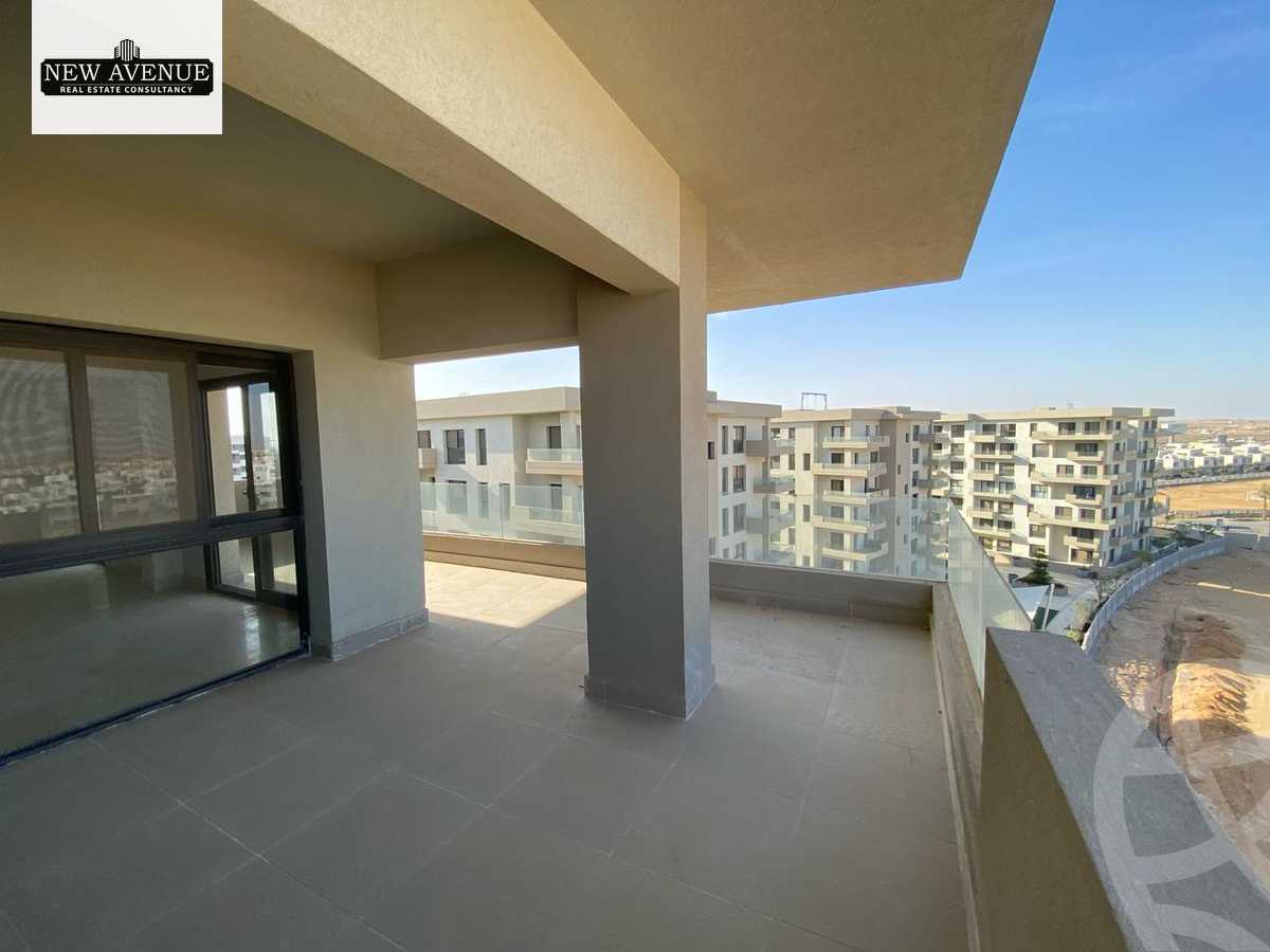 https://aqarmap.com.eg/ar/listing/6304609-for-sale-cairo-el-shorouk-compounds-al-burouj-compound-imkan
