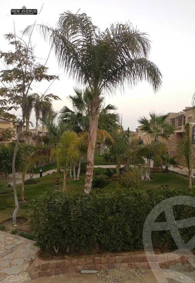 https://aqarmap.com.eg/en/listing/6304806-for-sale-cairo-el-sheikh-zayed-city-compounds-meadows-park