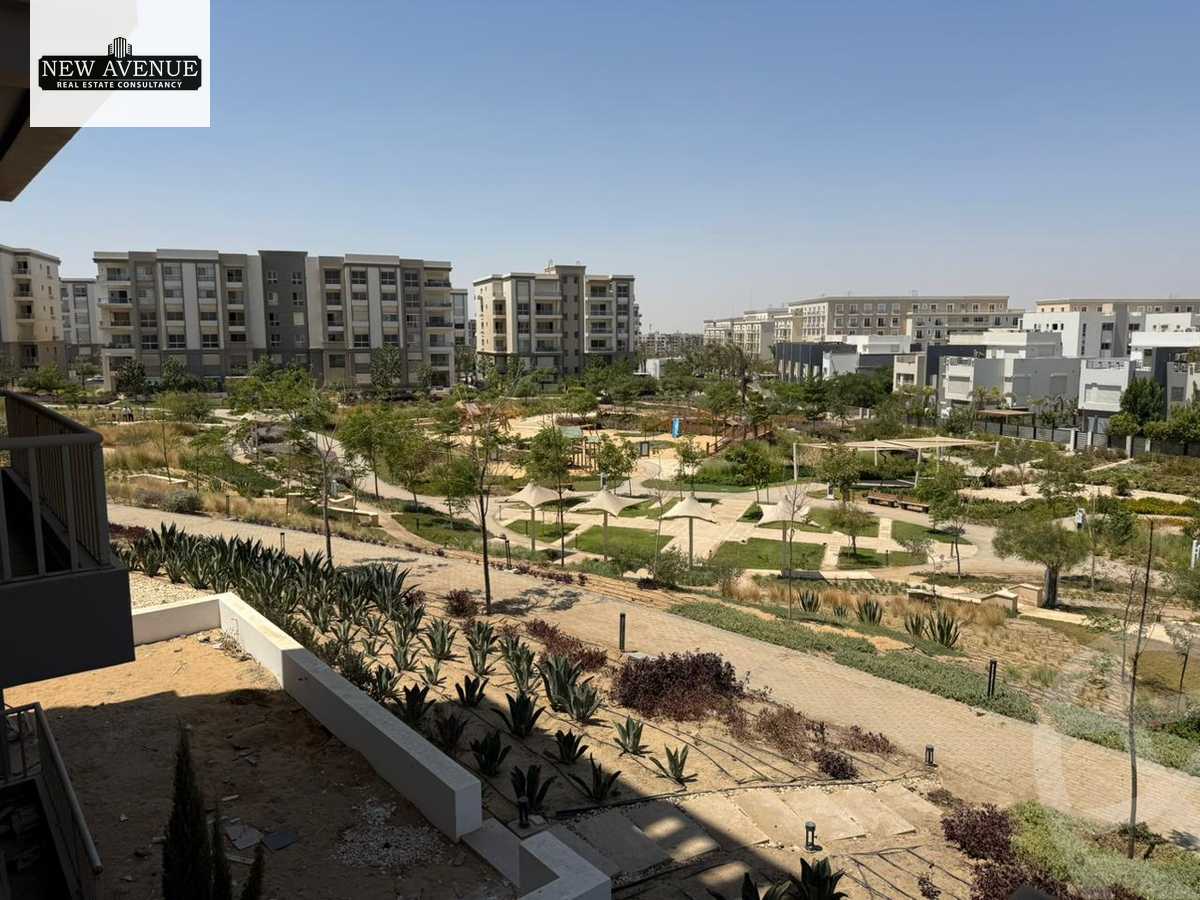 https://aqarmap.com.eg/en/listing/6306201-for-sale-cairo-new-cairo-compounds-hyde-park-park-corner-hyde-park