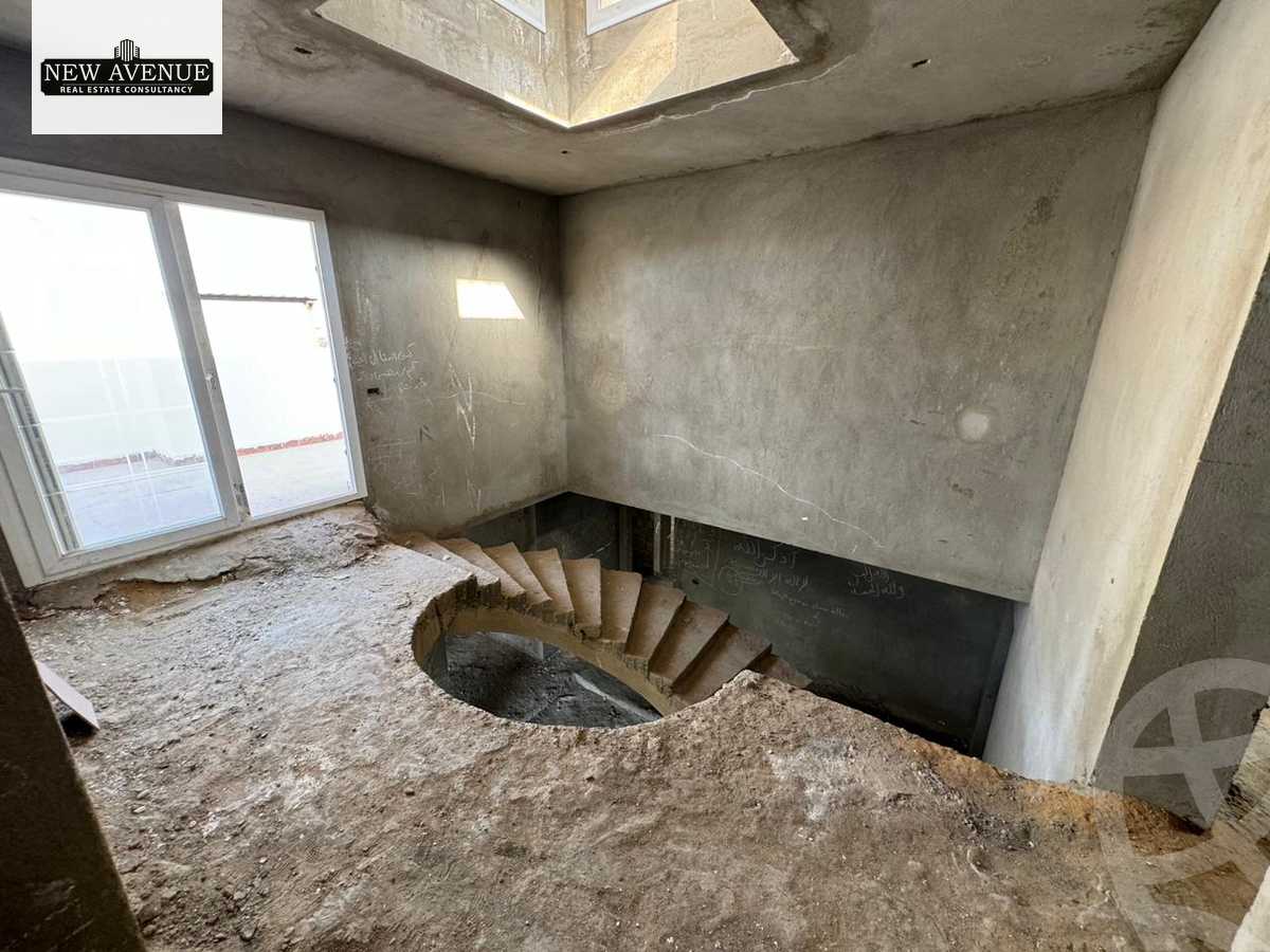 https://aqarmap.com.eg/en/listing/6306345-for-sale-cairo-new-cairo-compounds-mountain-view-2