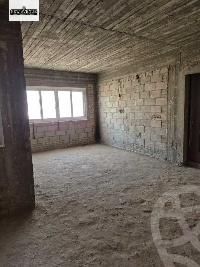 https://aqarmap.com.eg/en/listing/6306431-for-sale-cairo-new-cairo-compounds-mountain-view-hyde-park
