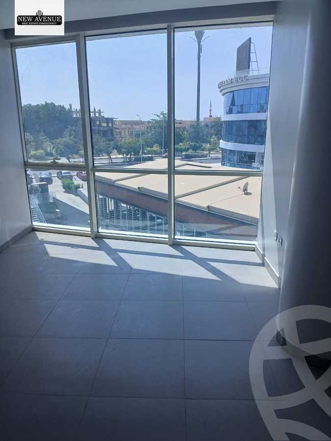 https://aqarmap.com.eg/ar/listing/6309125-for-rent-cairo-el-shorouk-compounds-maadi-view