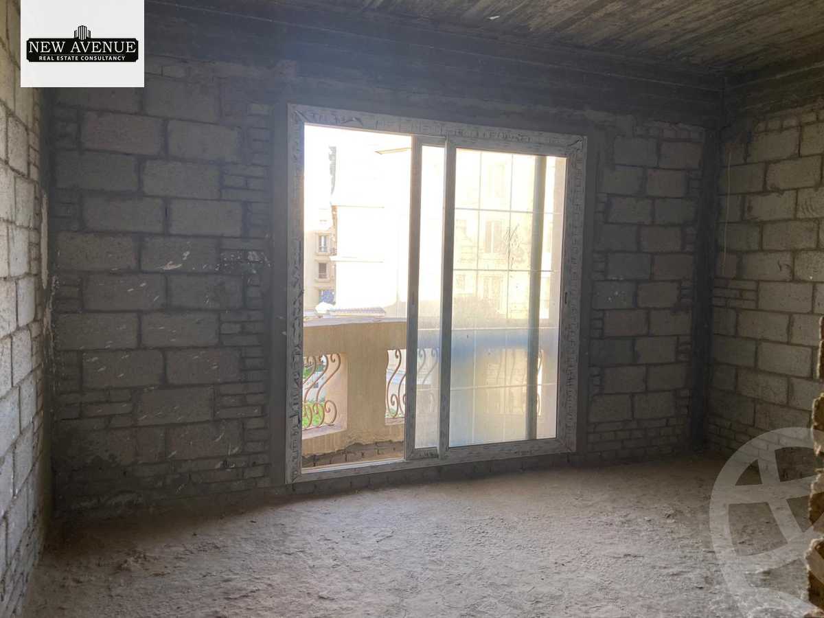 https://aqarmap.com.eg/en/listing/6309199-for-sale-cairo-new-cairo-compounds-mountain-view-hyde-park