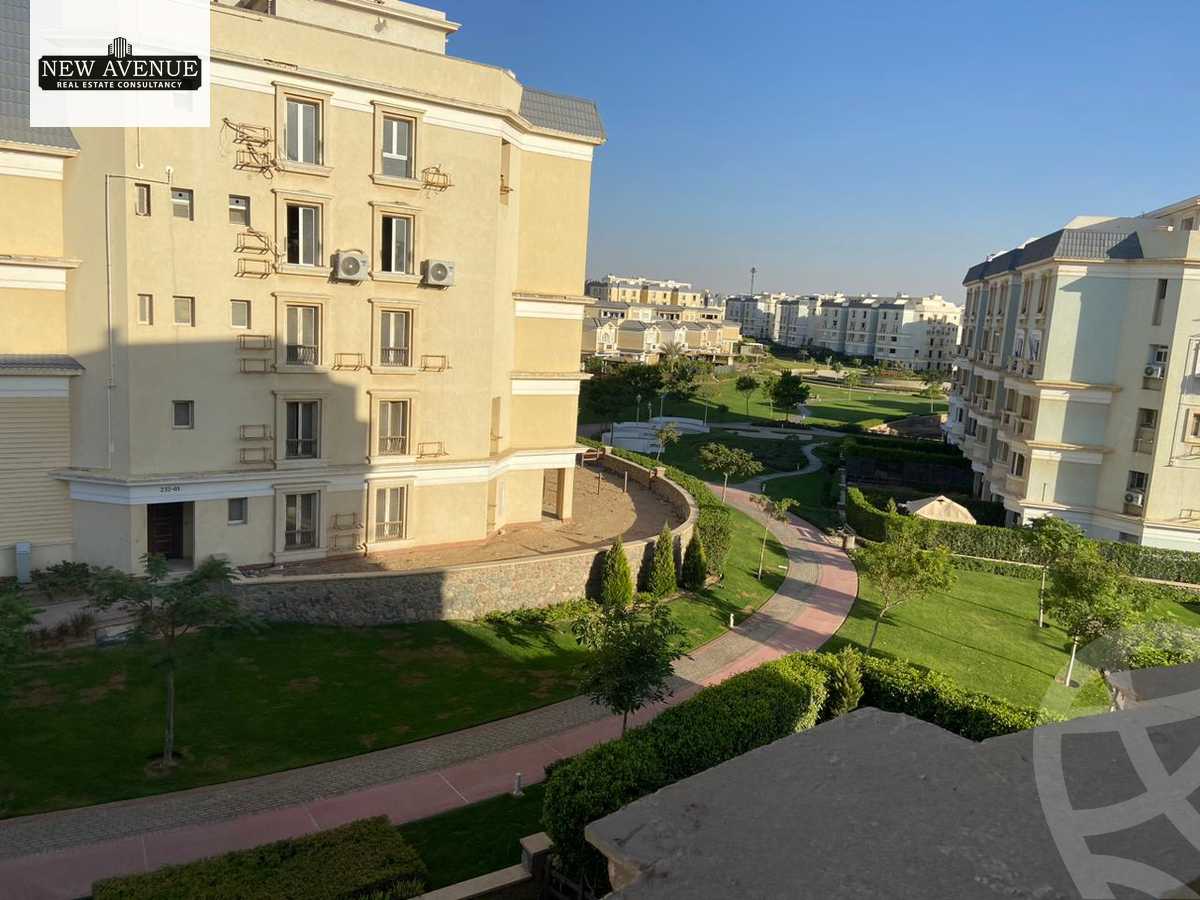 https://aqarmap.com.eg/en/listing/6309199-for-sale-cairo-new-cairo-compounds-mountain-view-hyde-park