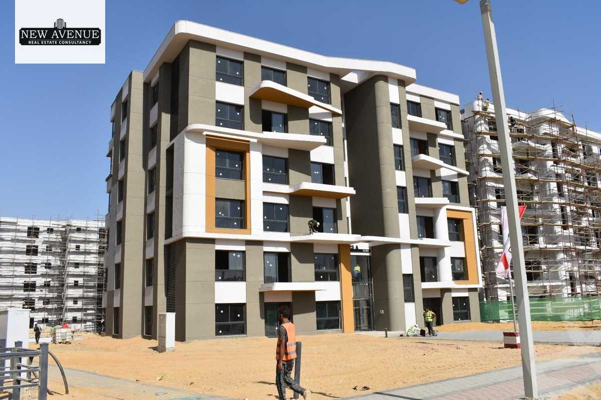 https://aqarmap.com.eg/ar/listing/6309318-for-sale-cairo-new-cairo-compounds-cleo-water-residence-palm-hills