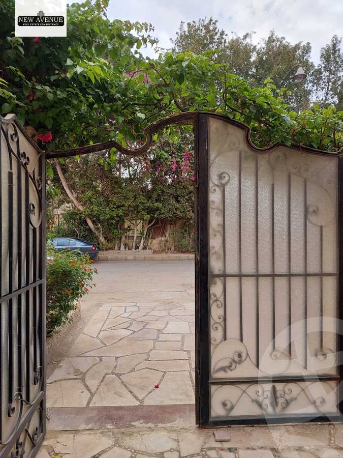 https://aqarmap.com.eg/en/listing/6309589-for-sale-cairo-new-cairo-compounds-kmbwnd-lnkhyl