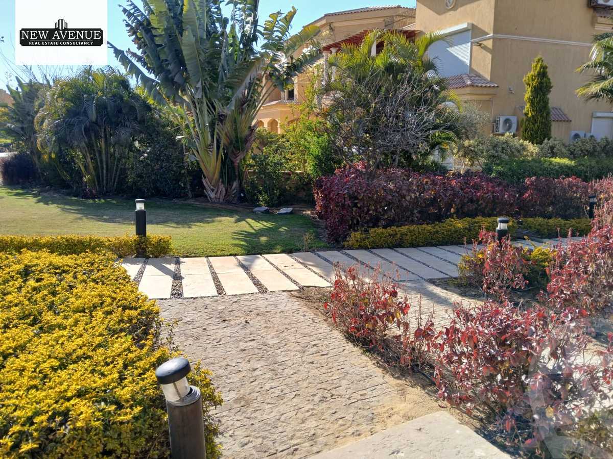 https://aqarmap.com.eg/en/listing/6309617-for-sale-cairo-new-cairo-compounds-lena-springs