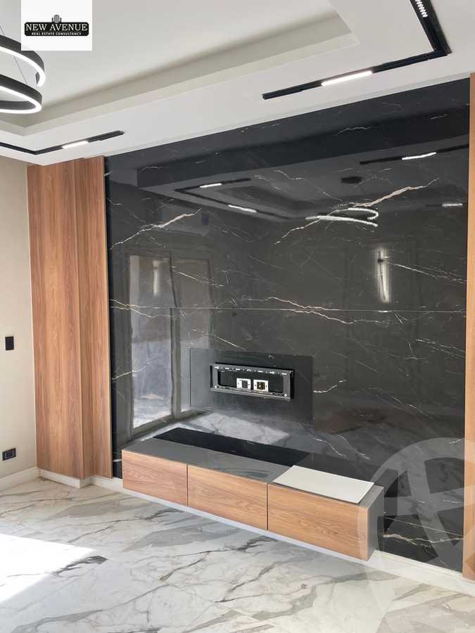 https://aqarmap.com.eg/en/listing/6310001-for-sale-cairo-el-shorouk-compounds-maadi-view