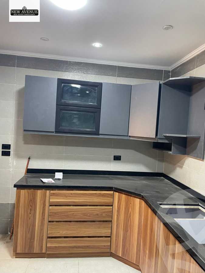 https://aqarmap.com.eg/en/listing/6310001-for-sale-cairo-el-shorouk-compounds-maadi-view
