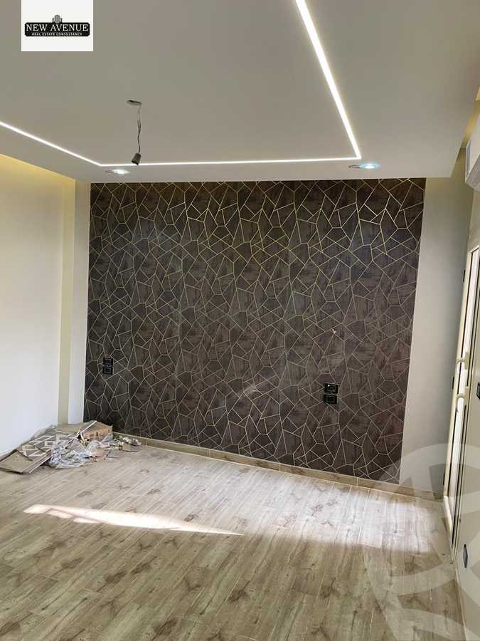 https://aqarmap.com.eg/en/listing/6310001-for-sale-cairo-el-shorouk-compounds-maadi-view
